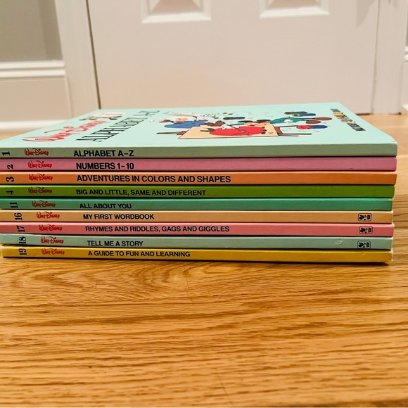 📚Vintage Walt Disney Fun-To-Learn Books 📚 - Picture 12 of 16